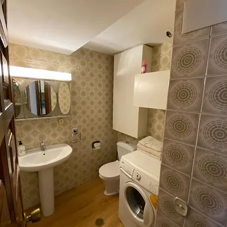 Apartamento Madrid Apartment *